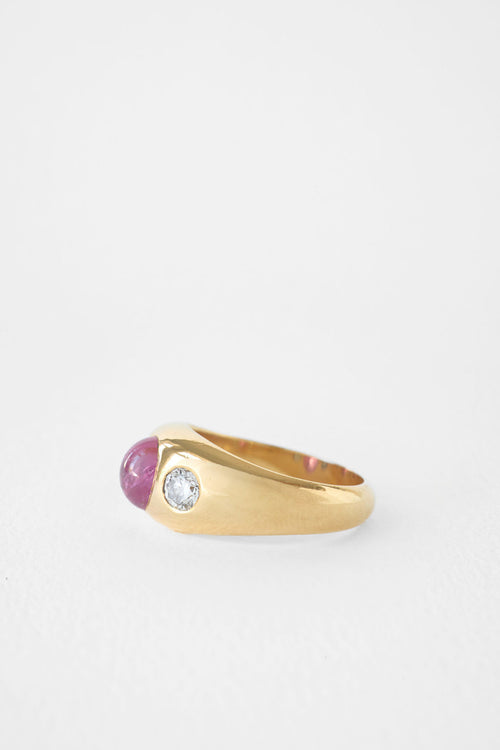 Vintage Cabochon Ruby Bombé Ring | OAK