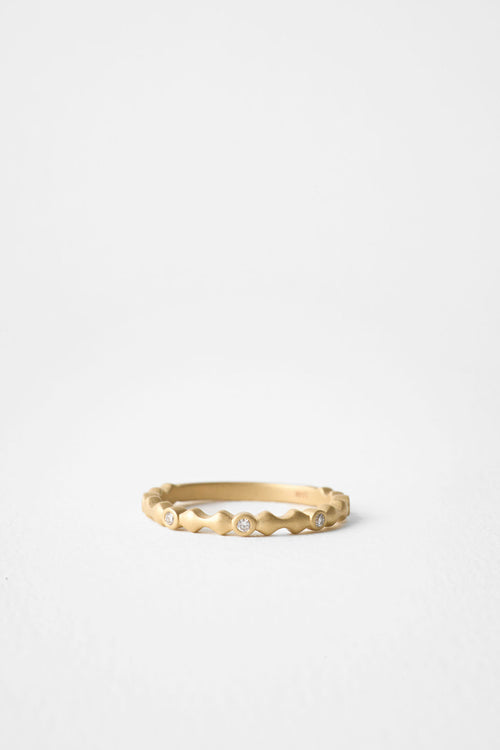 Scalloped Band