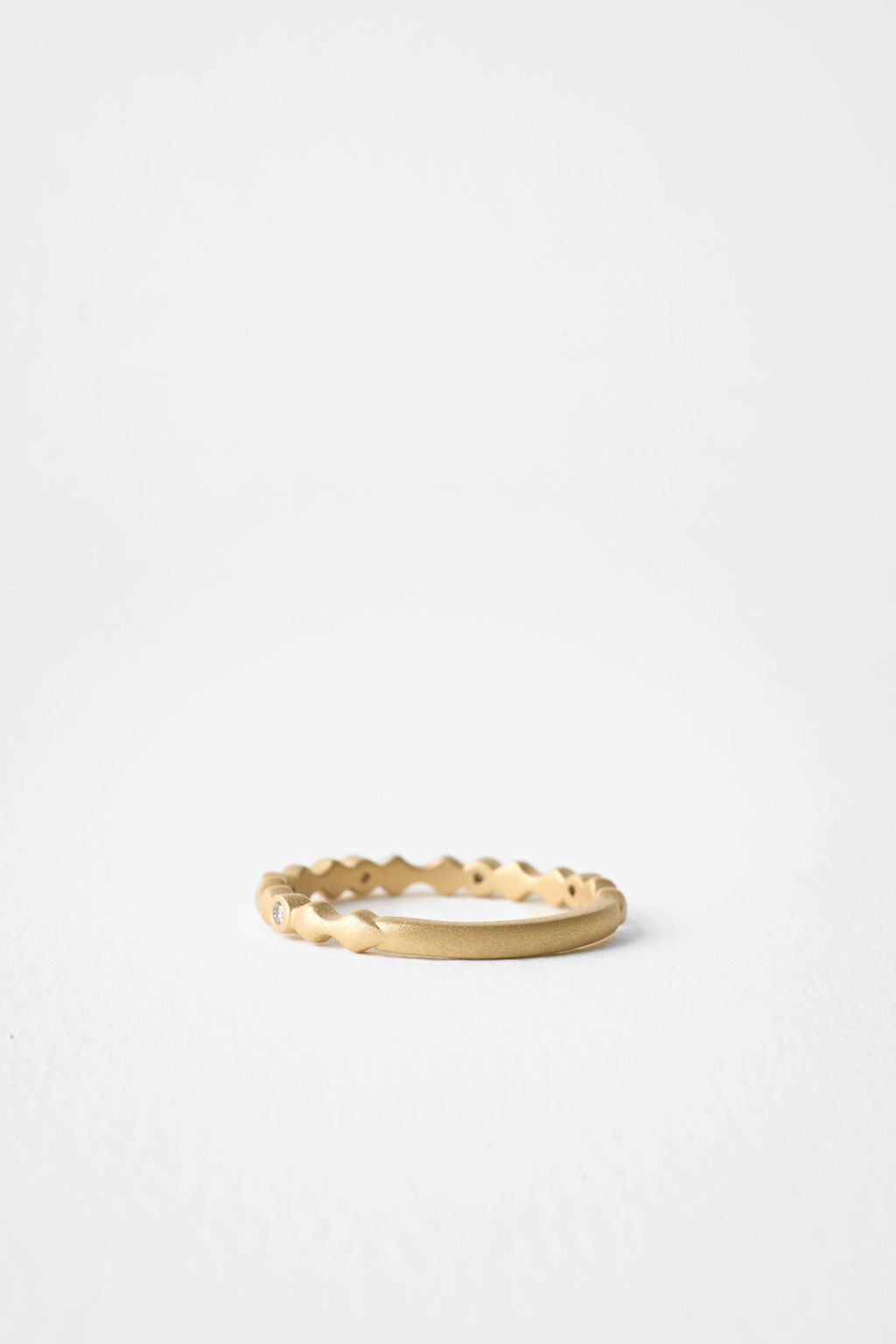 Scalloped Band