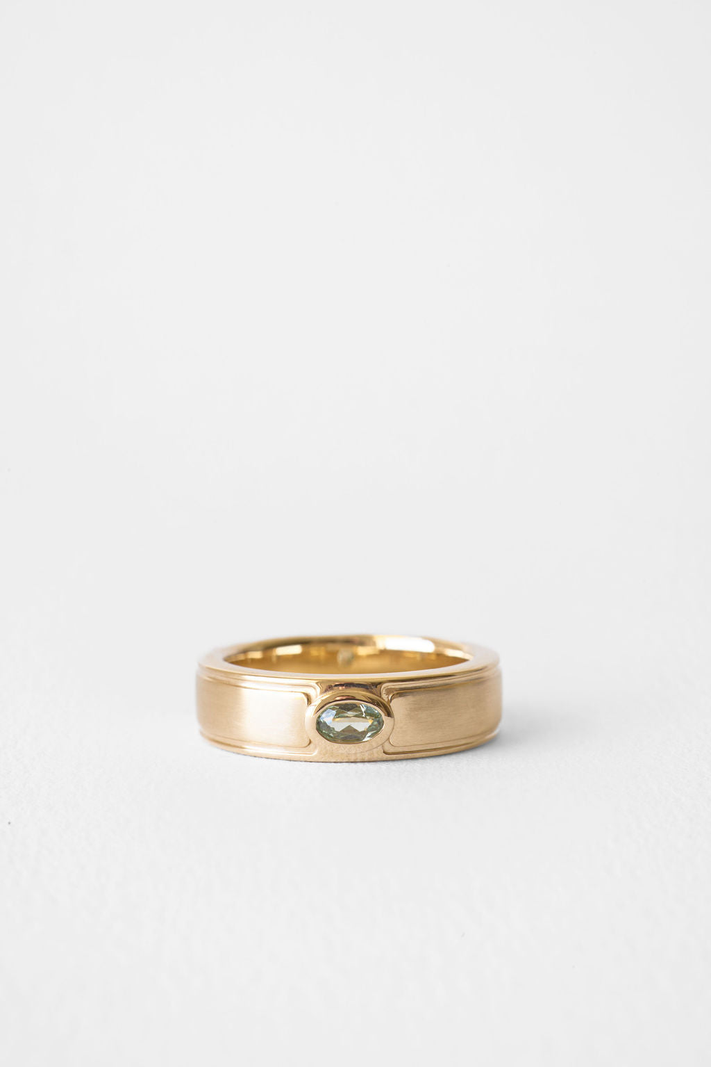 Oval Sapphire Band