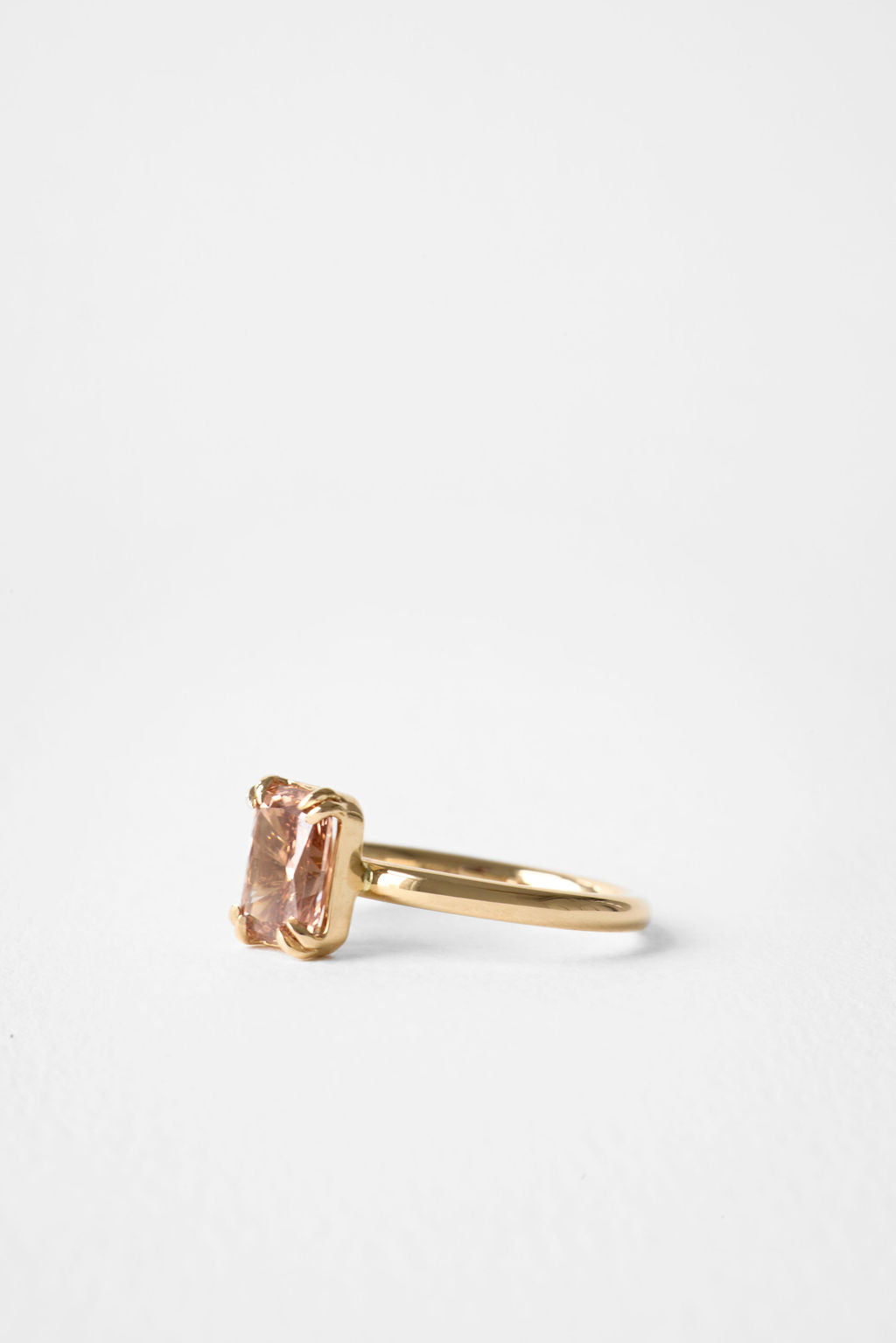 Alba | Champagne Radiant