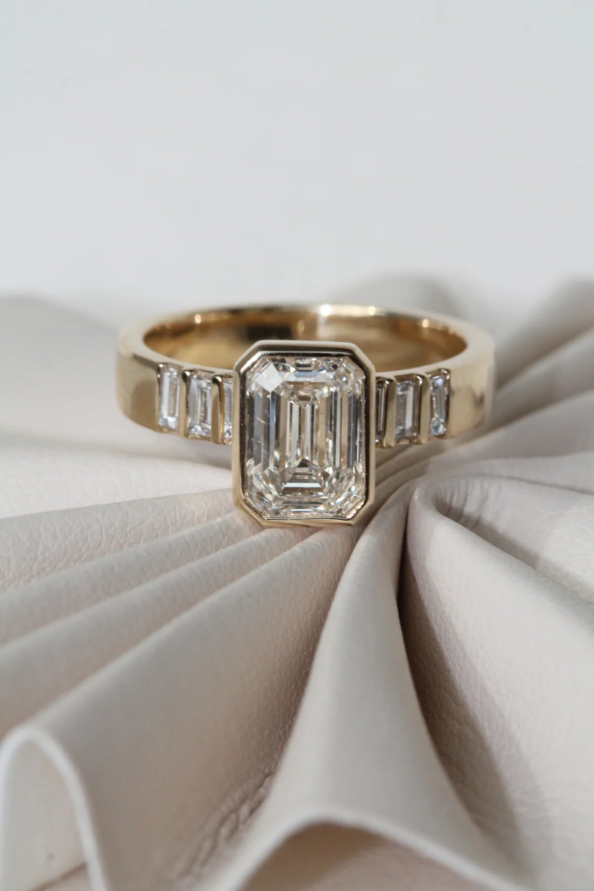 Custom Oval | M2103