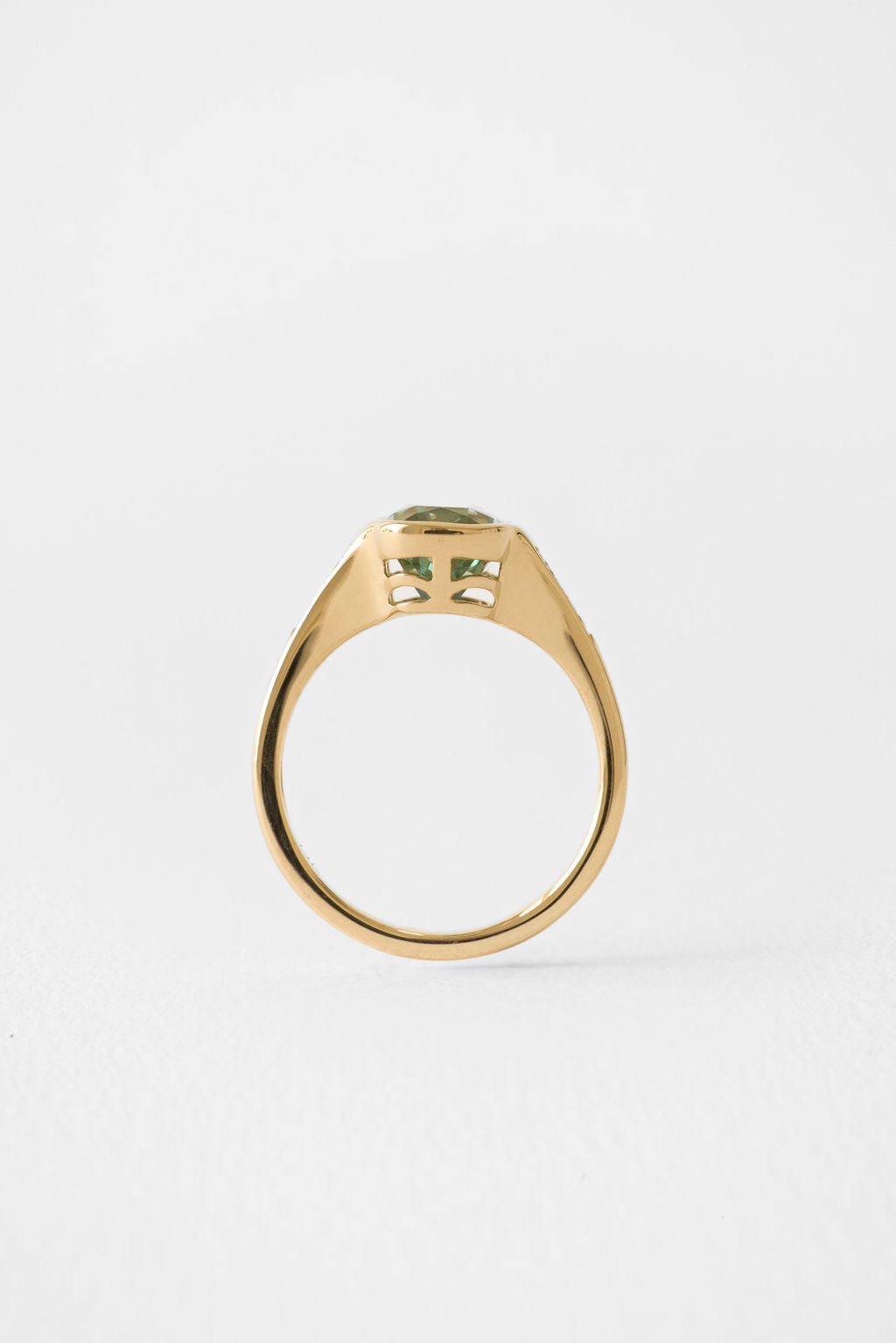 Green Sapphire Lea | Oval