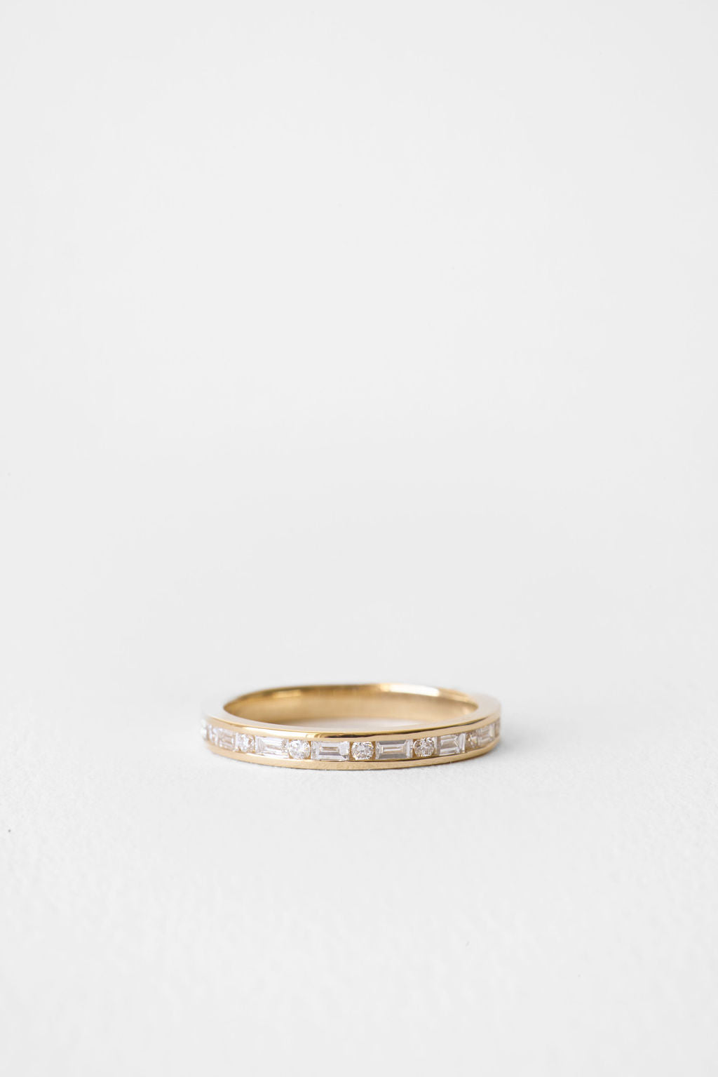 Alternating Channel Band