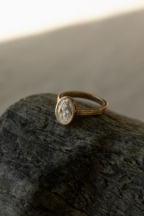 Cassia Bezel Oval | Quote P590