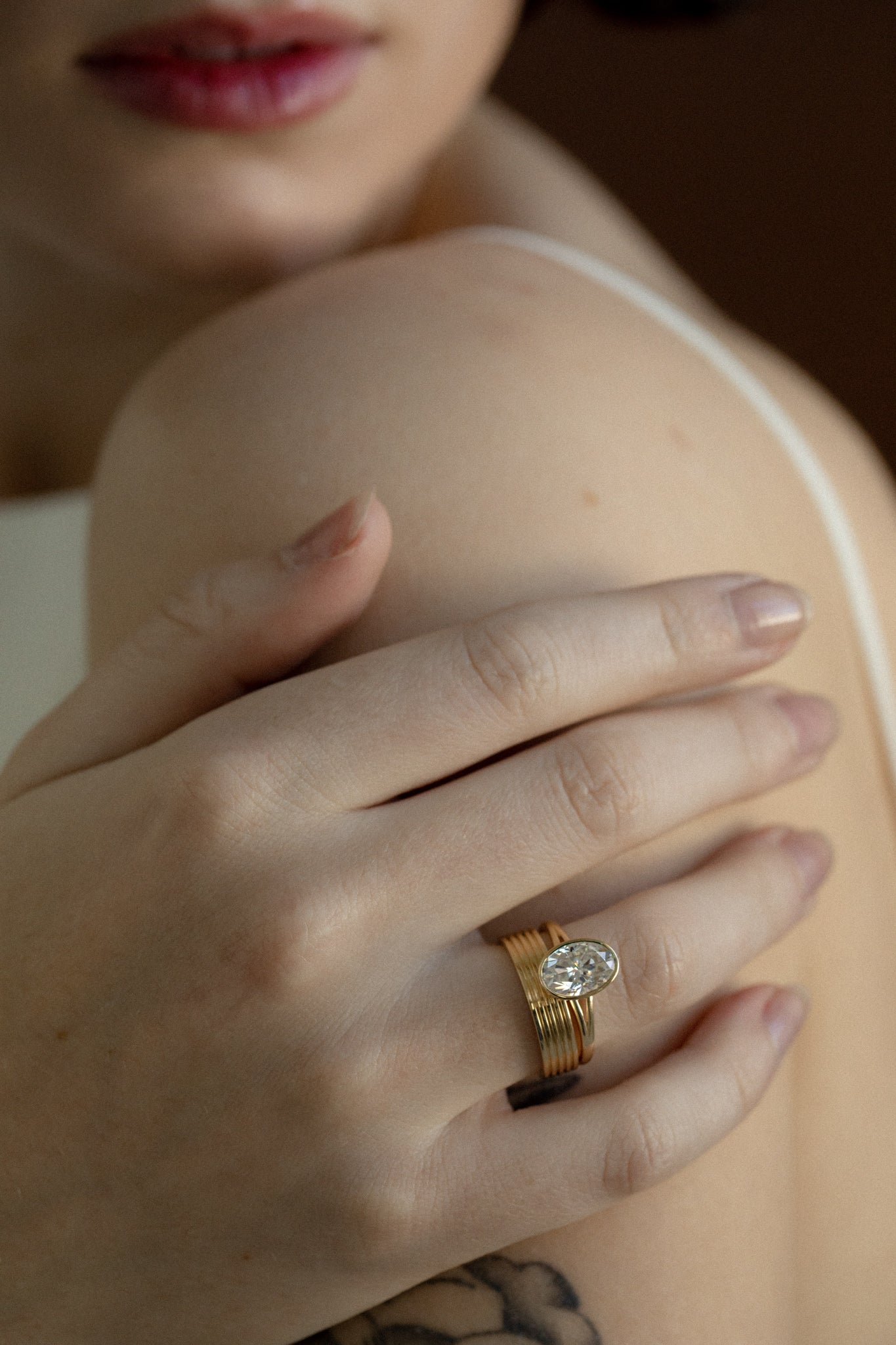 Fleur || Oval – June Rings Fleur || Oval – June Rings