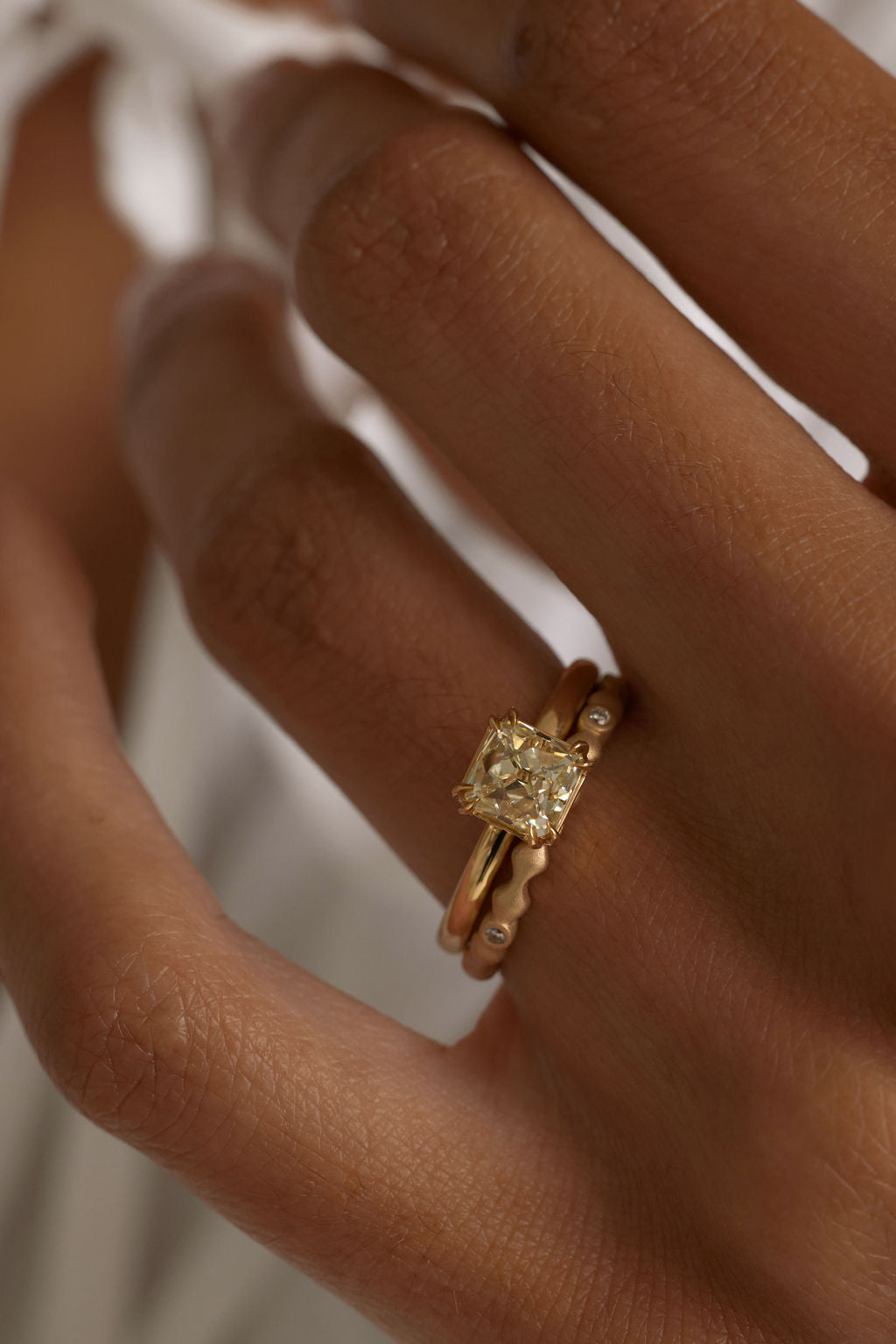 Scalloped Band