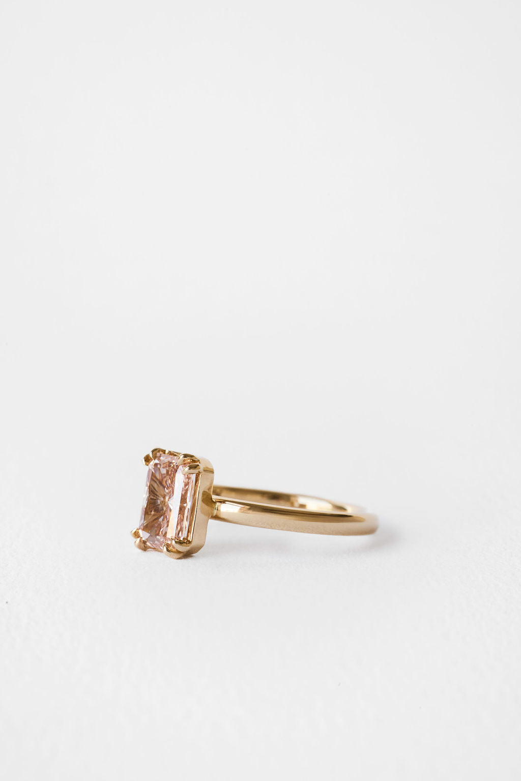 Alba | Champagne Radiant