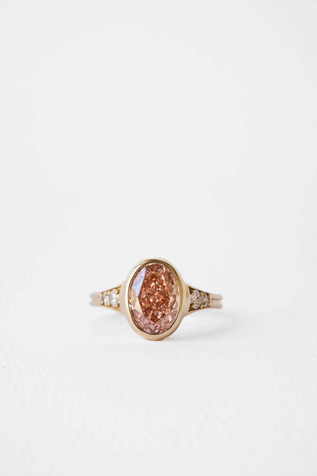 Lea || Champagne Oval