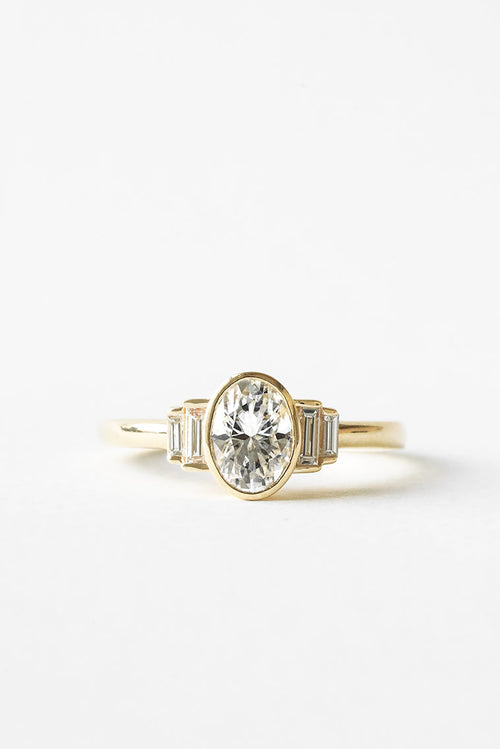 Iris Oval | Quote R892