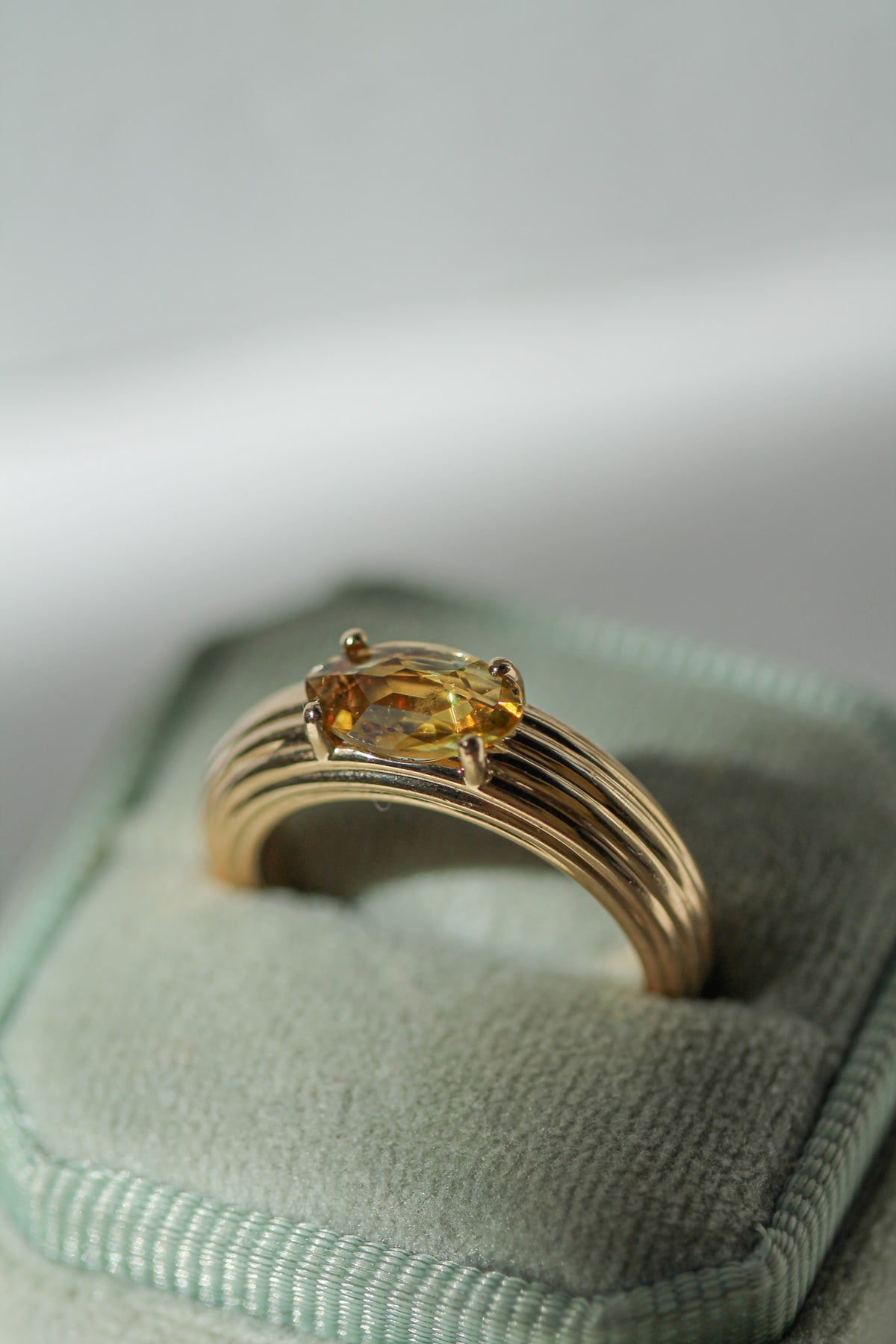 Yellow Montana Sapphire Juno | OAK