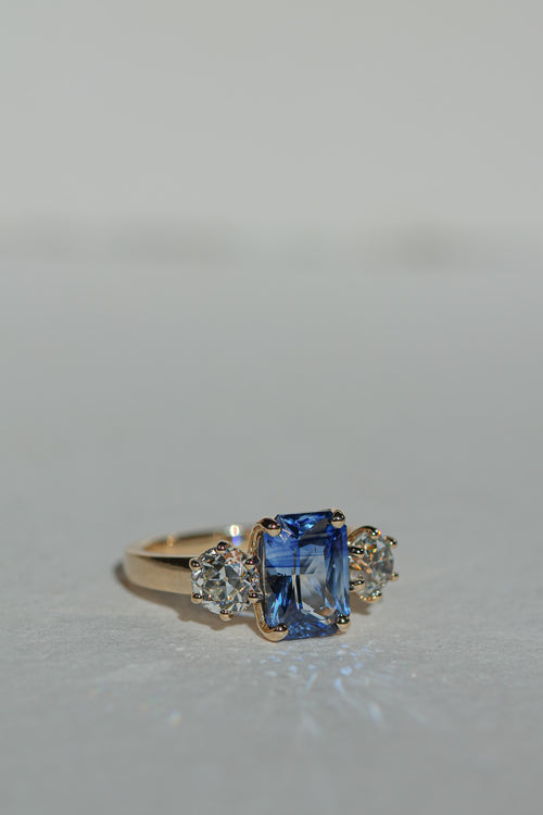 Parti Blue Ceylon Sapphire Three-Stone | OAK (view 2)