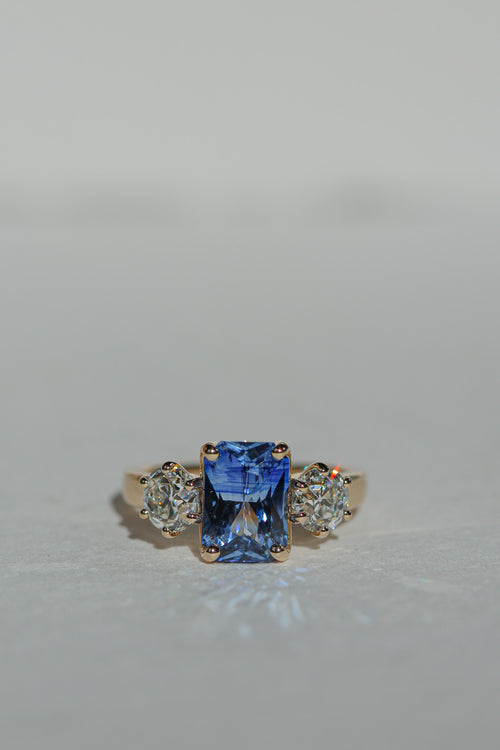 Parti Blue Ceylon Sapphire Three-Stone | OAK