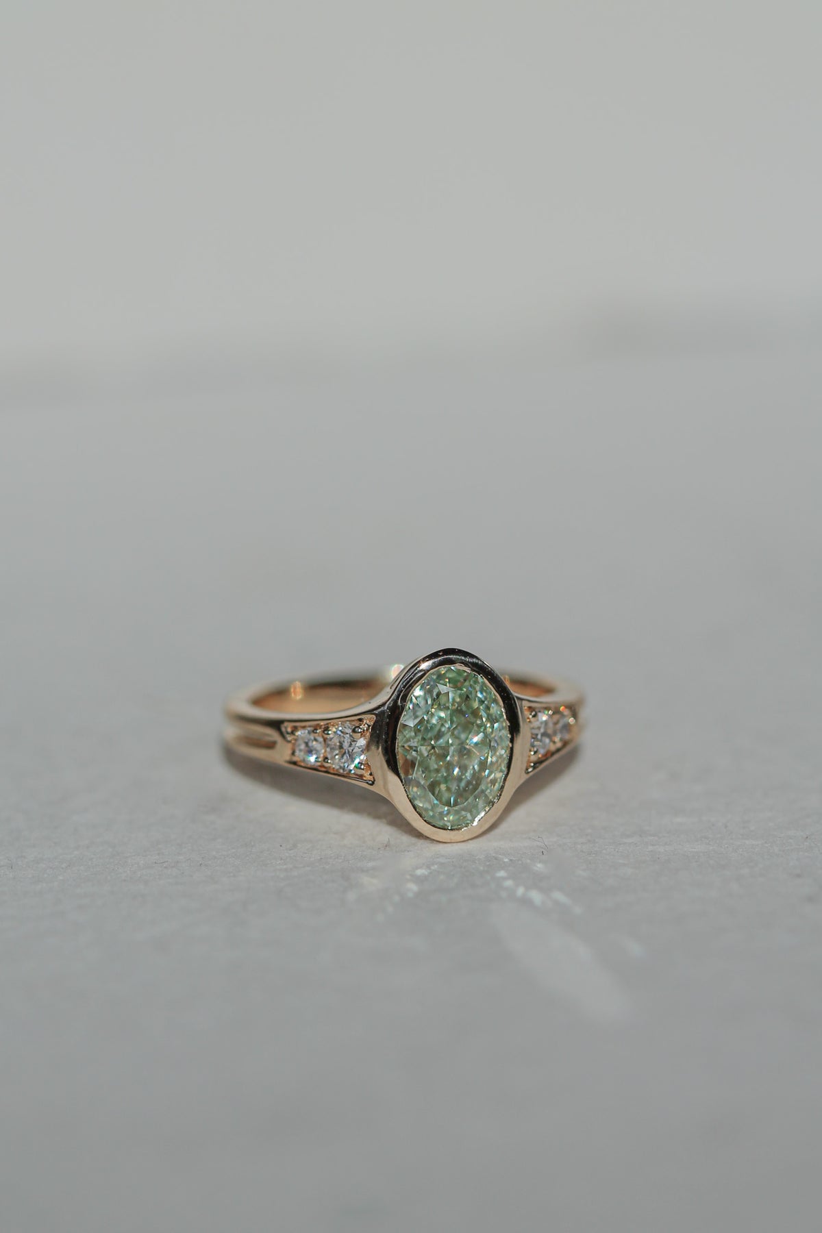 Lea | 1.57 ct (view 2)