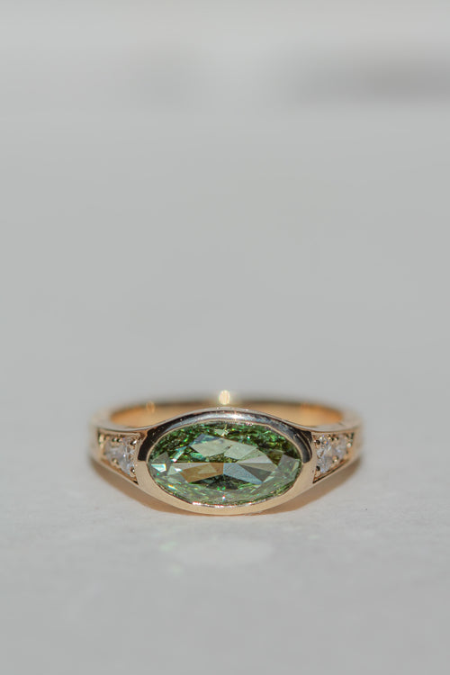 Lea | East-West | 2.05 ct Green Diamond