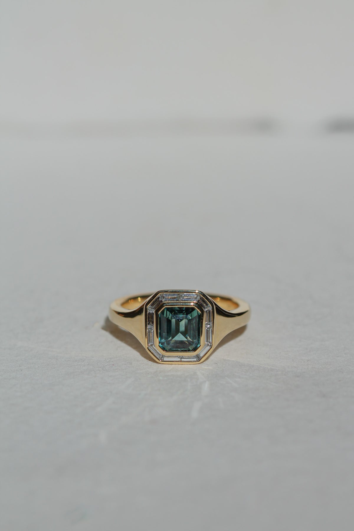 Sapphire Everett | OAK (view 3)