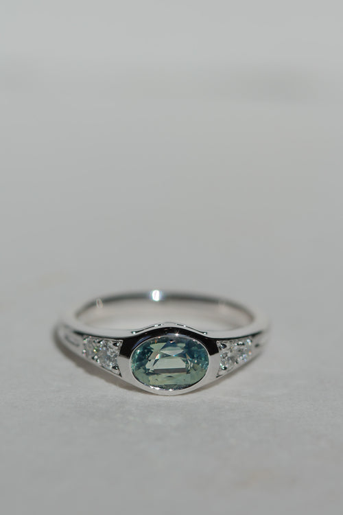 East-West Sapphire Lea | OAK (view 3)