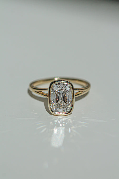 old mine cut elongated cushion diamond solitaire (view 2)