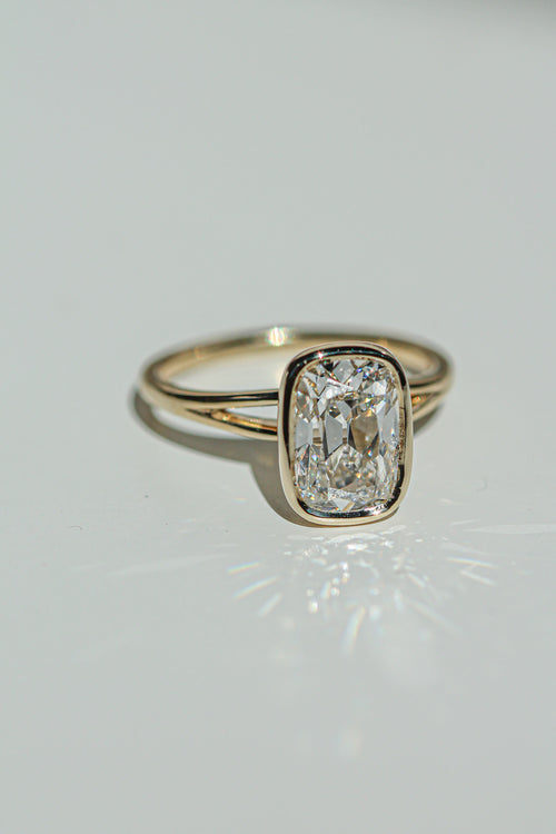 old mine cut elongated cushion diamond solitaire (view 5)