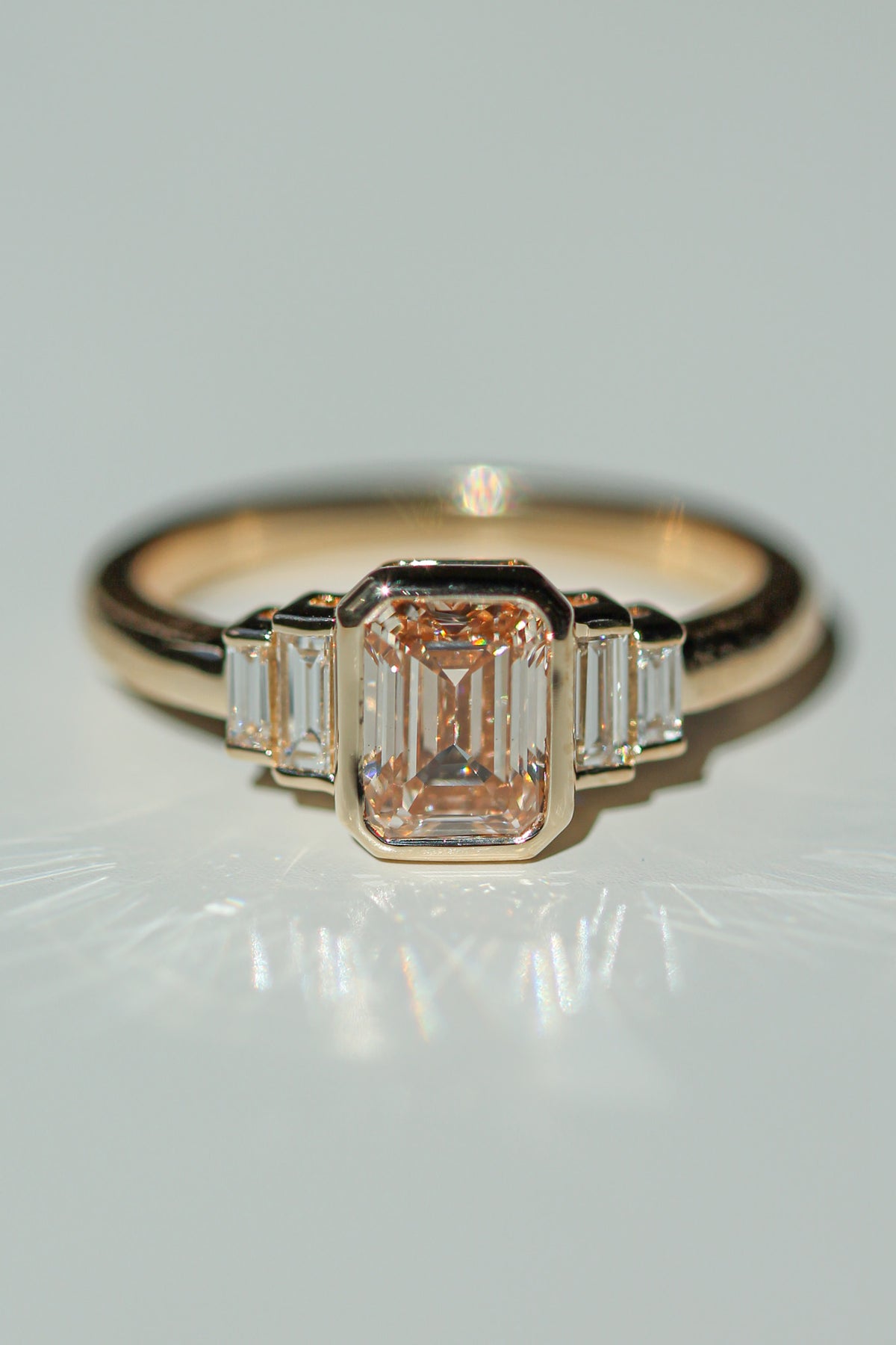 Champagne Iris | 1.00 ct (view 2)