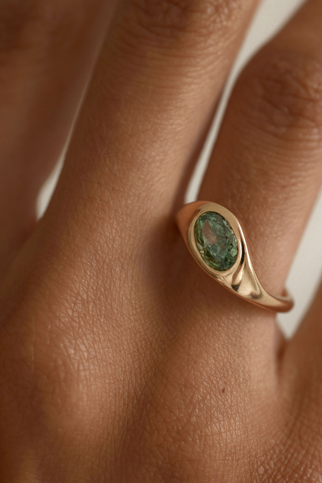 Dual Green Marlow | Oval