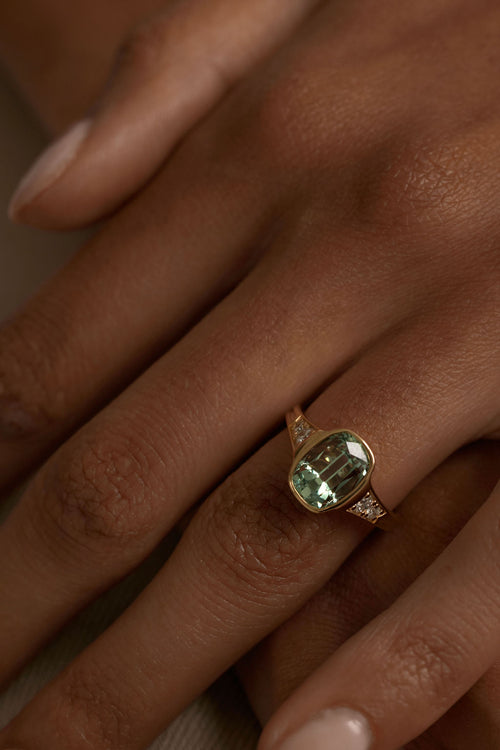 Green Sapphire Lea | Elongated Old Mine Cushion