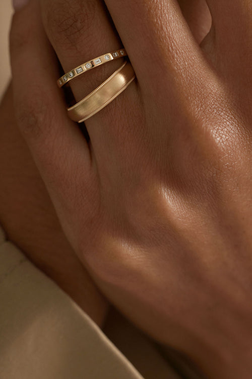 Flush Baguette & Round Band