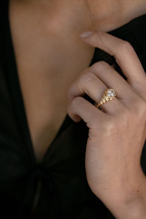 Tate || East-West Oval