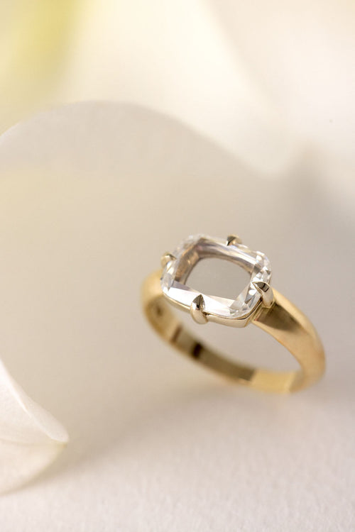 Perry || East-West Portrait Cushion