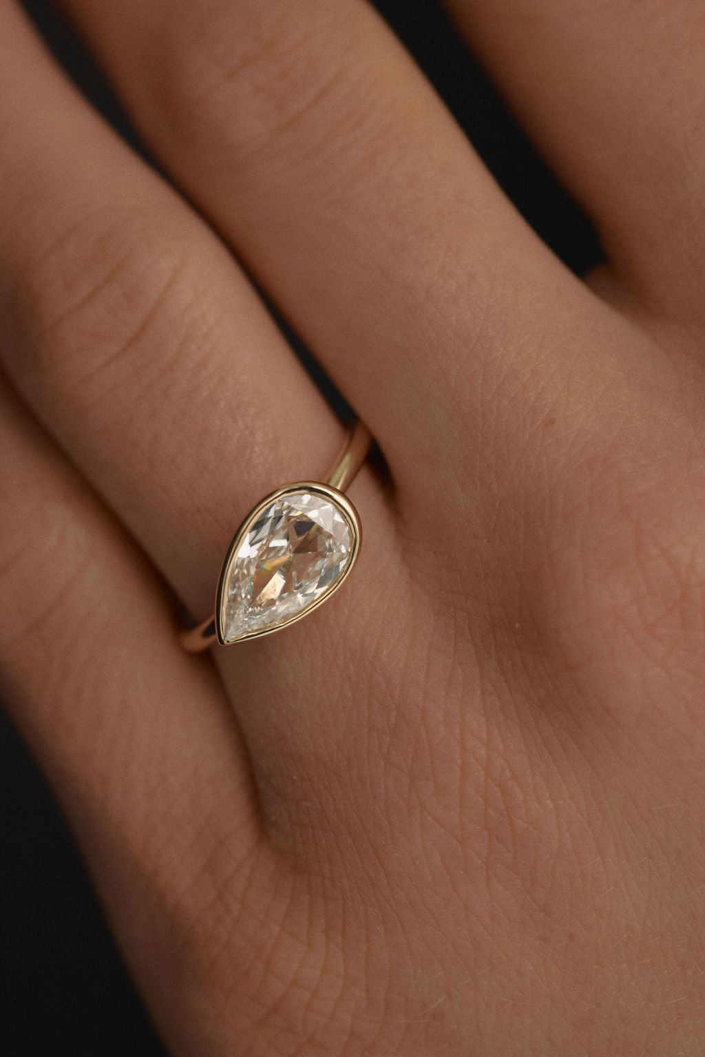 Summit Set | East-West Rose Cut Pear