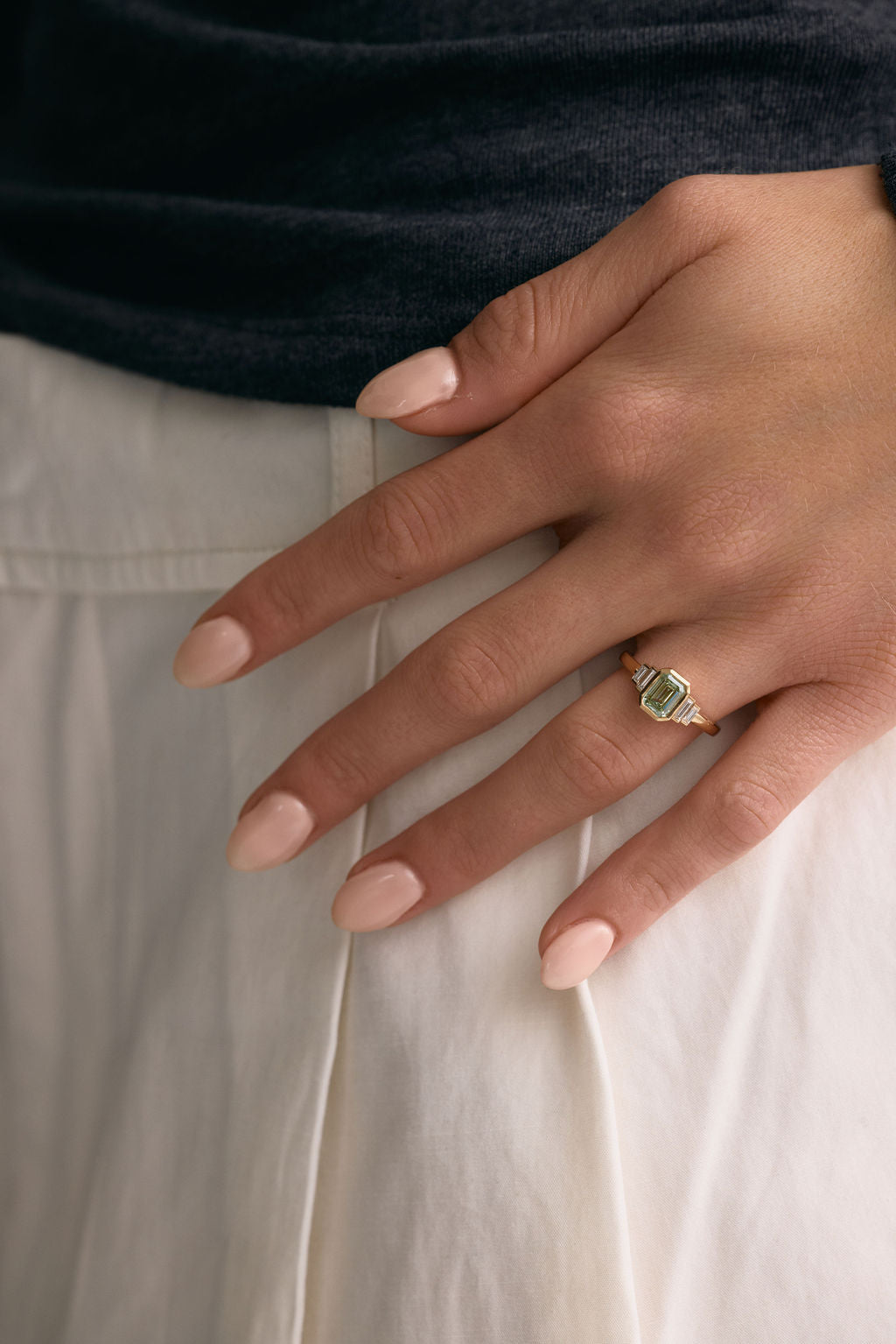 Juned Rind Iris || Green Diamond – June Rings
