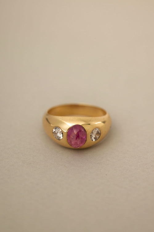 Vintage Cabochon Ruby Bombé Ring | OAK