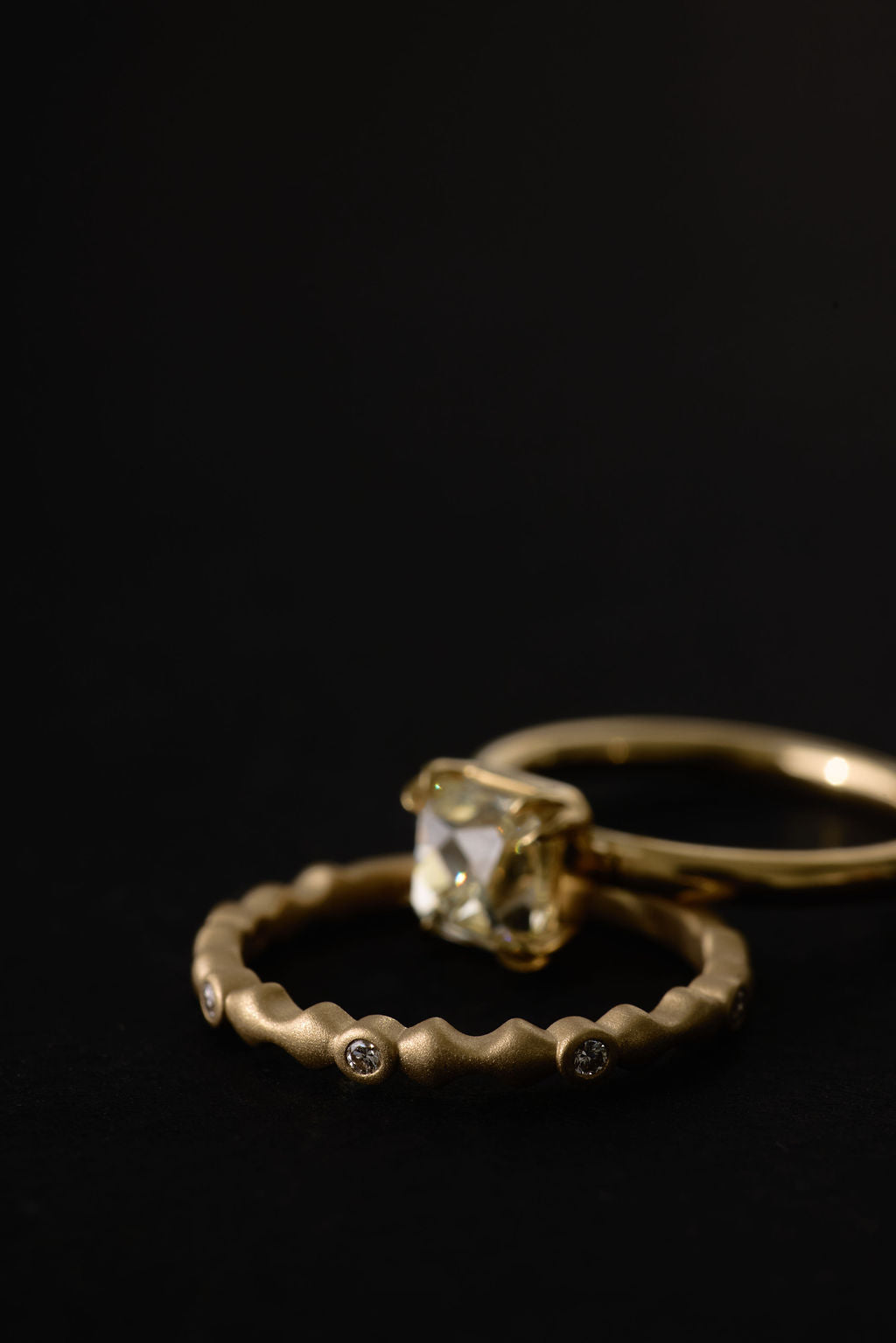Scalloped Band