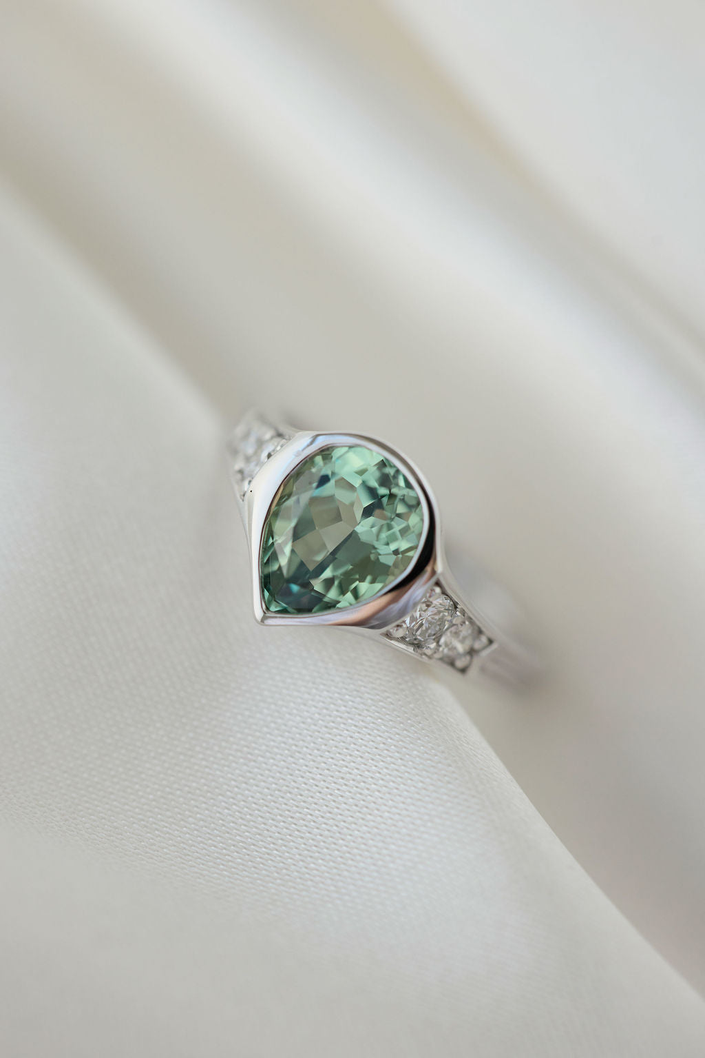 Green Sapphire Lea | Chunky Pear
