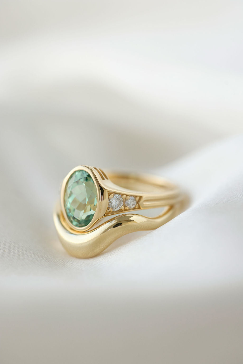 Green Sapphire Lea | Oval