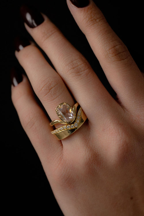 Diamond V Cigar Band