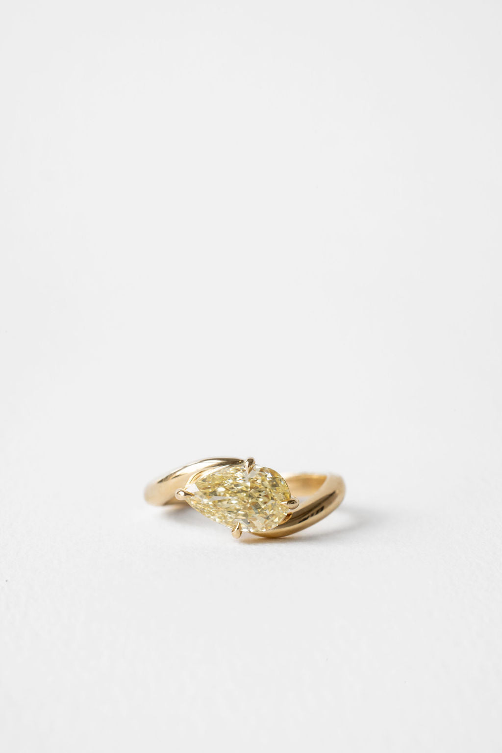 Carroll || Pear – June Rings