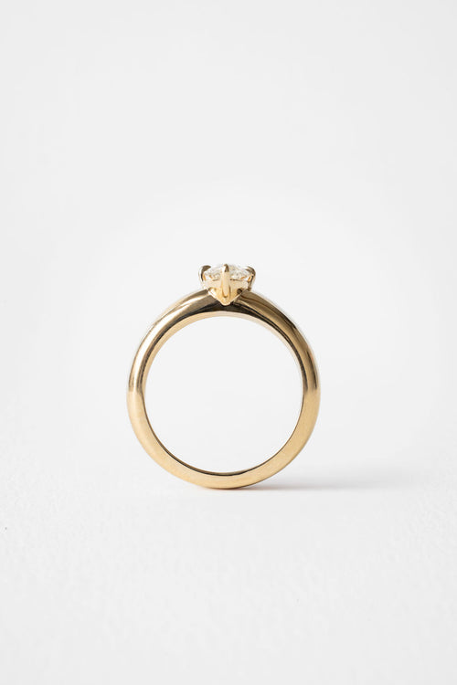 Antique Cut Moval Sutton || OAK