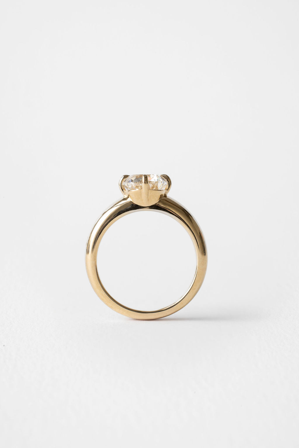 Sutton || Portugese Cushion