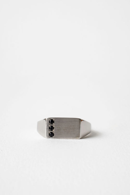 Black Diamond Signet