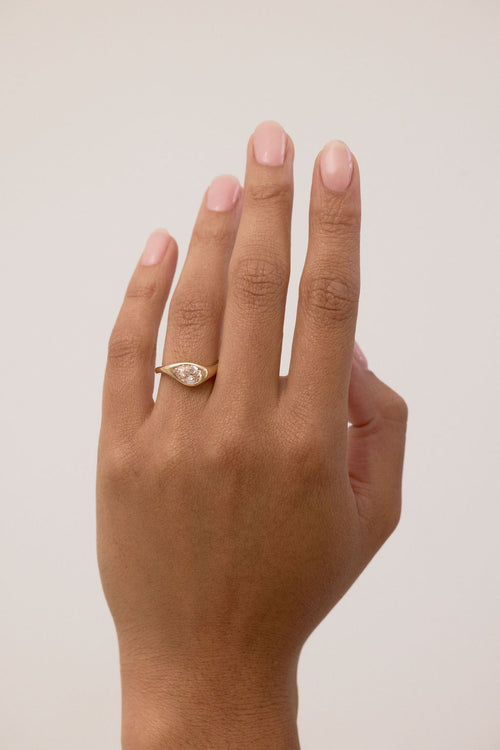 Marlow || Champagne Pear