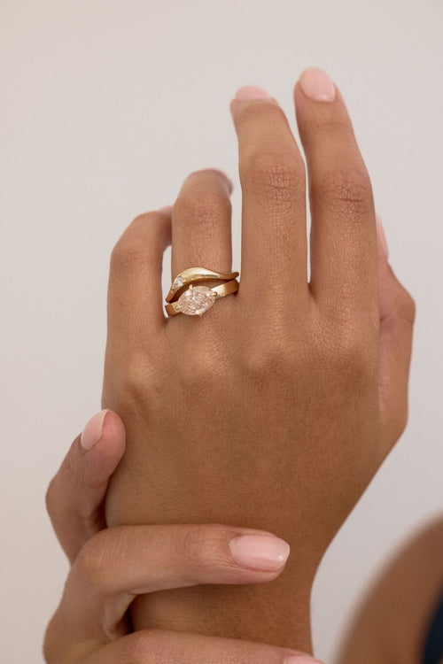 Seville ||Champagne  East-West Oval