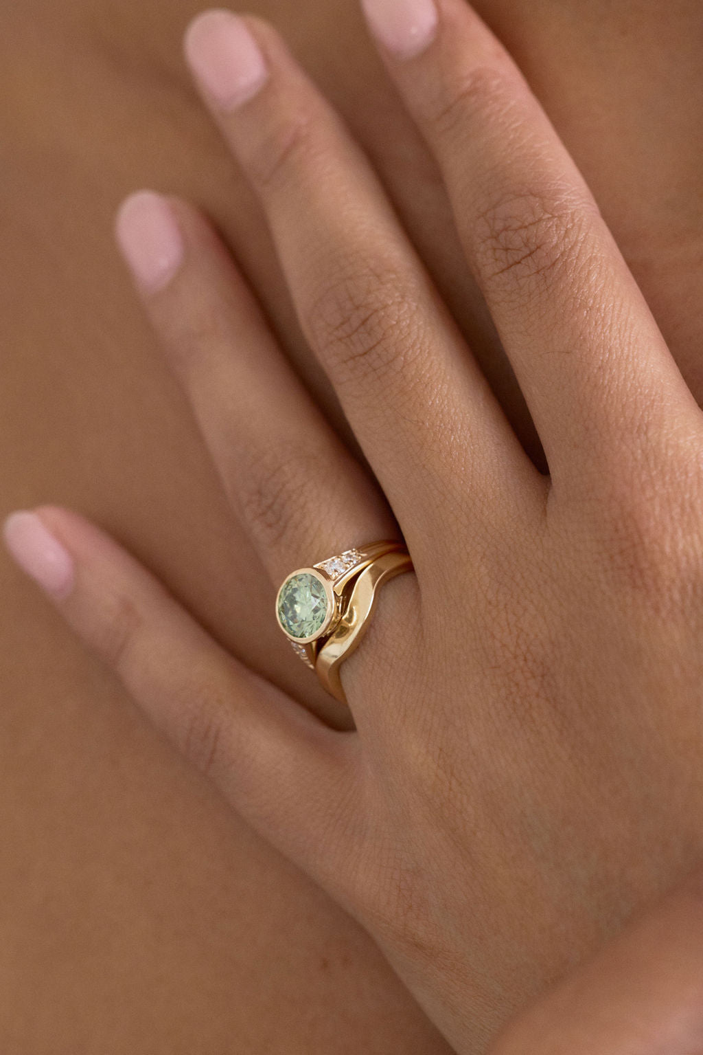 Lea || Green Diamond Round