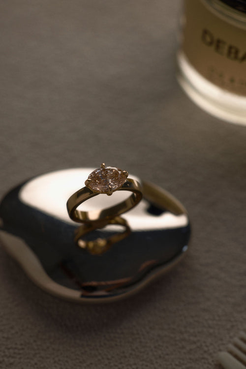 Seville ||Champagne  East-West Oval