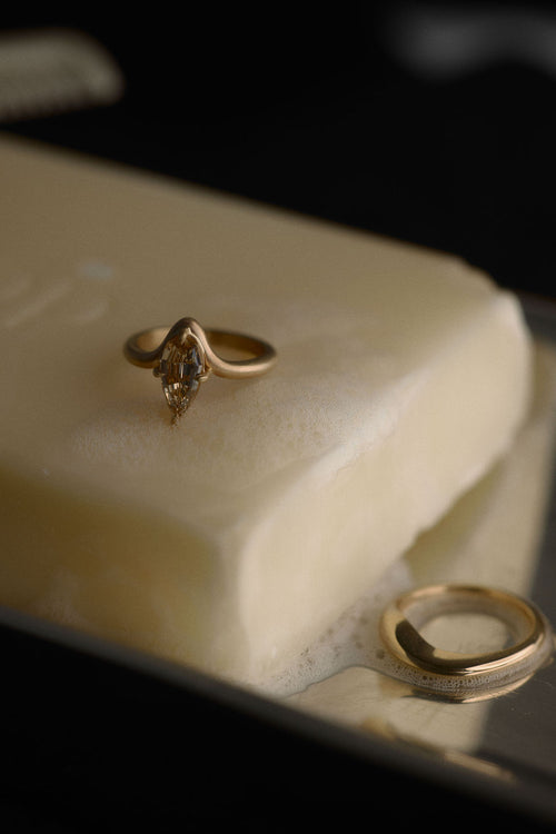 Geo Cut Pear Estelle || OAK