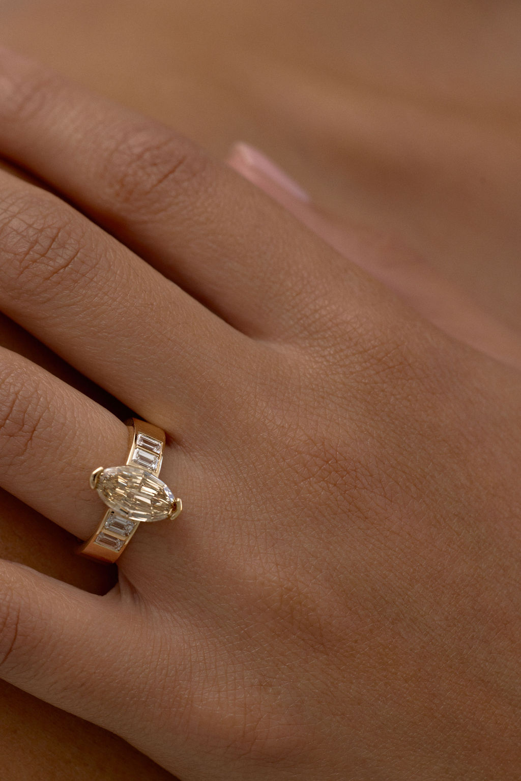 Geo Cut Oval with Emerald Accents || OAK