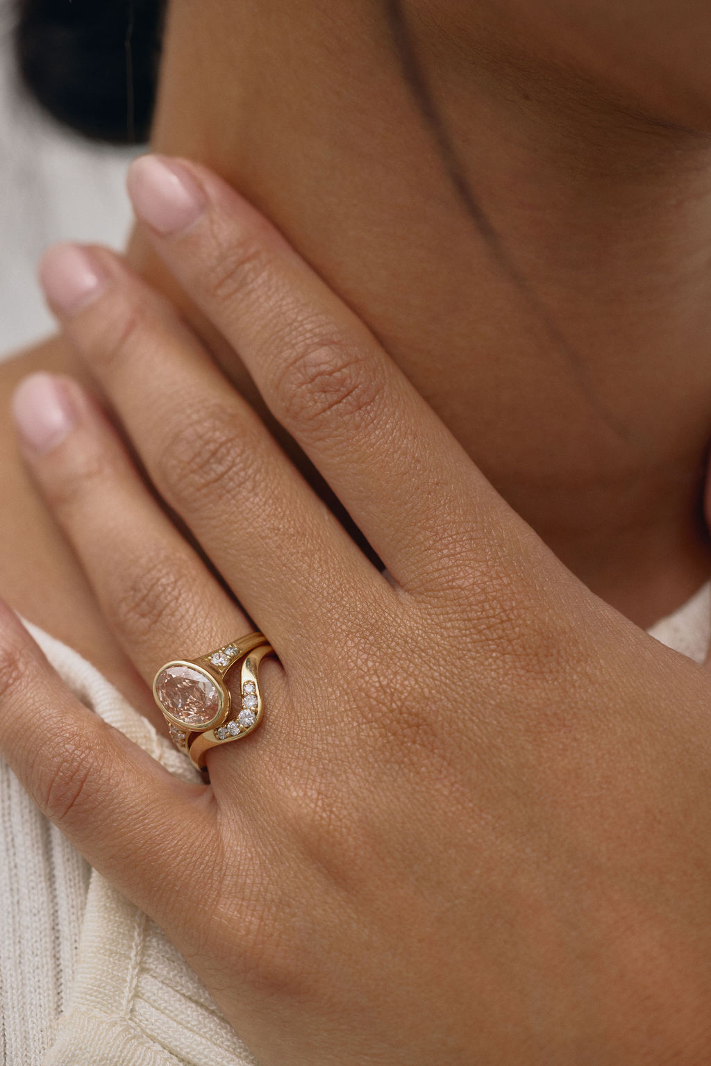 Lea || Champagne Oval