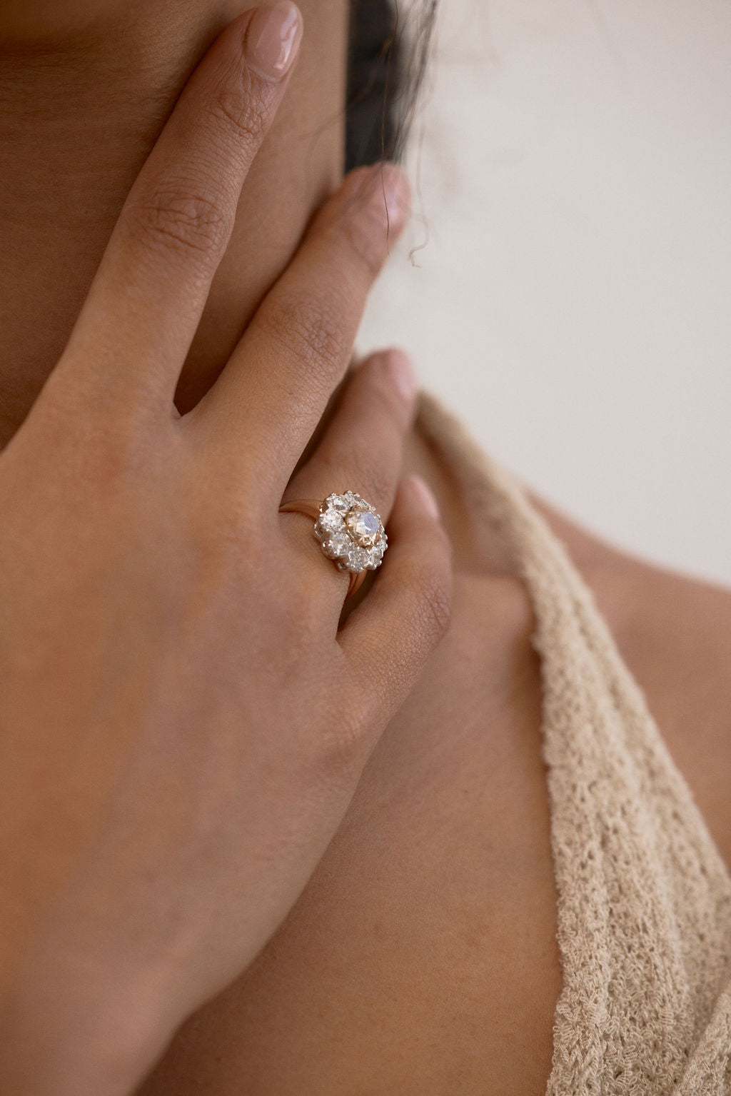 Champagne Floral Cluster || OAK