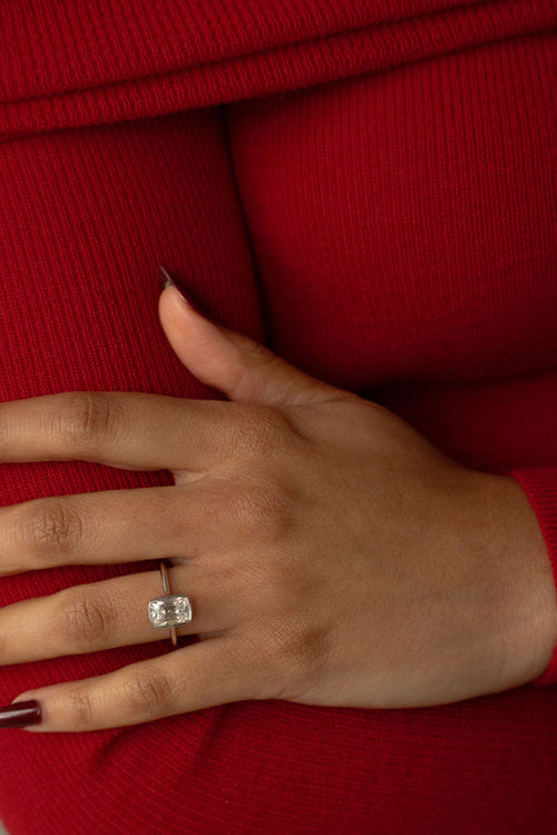 June Bezel | Antique Cut Elongated Cushion