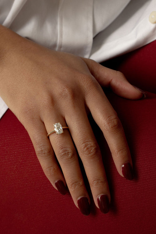 June Solitaire | Antique Cut || Elongated Old Mine